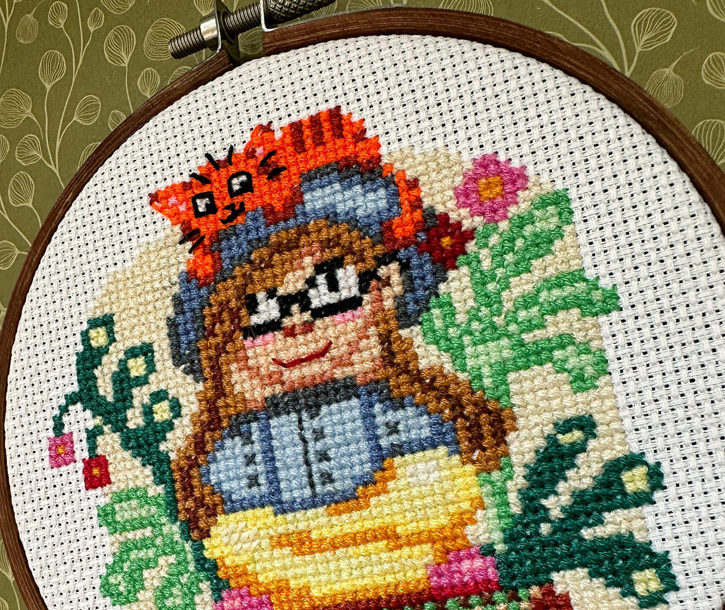Traveller girl PDF cross stitch pattern