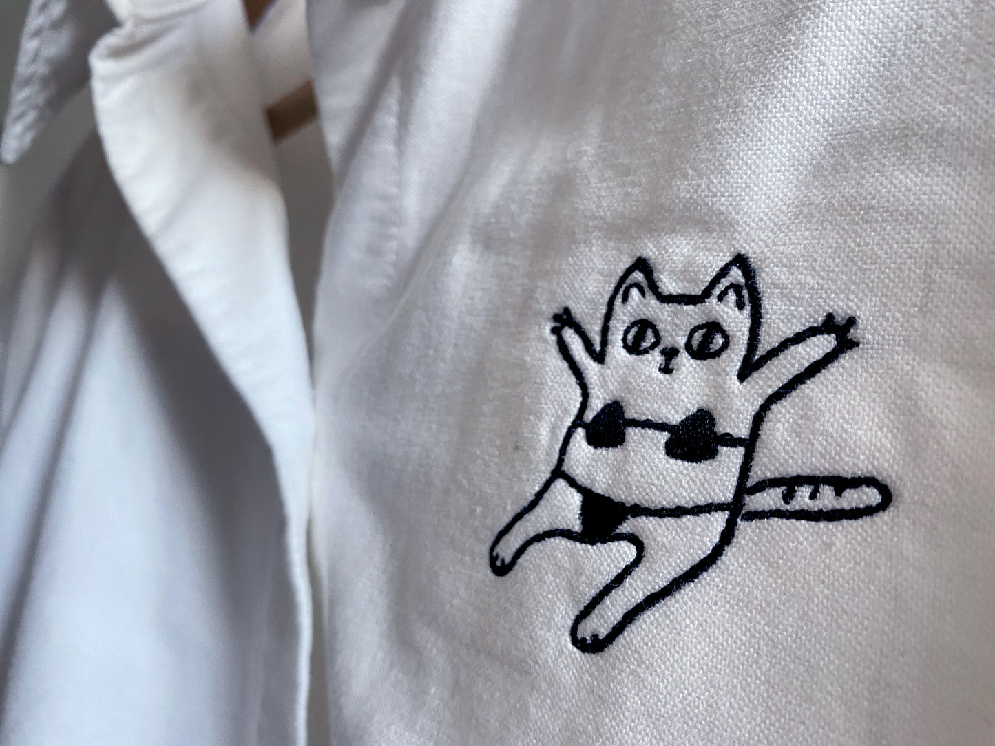 Funny cat machine embroidery design