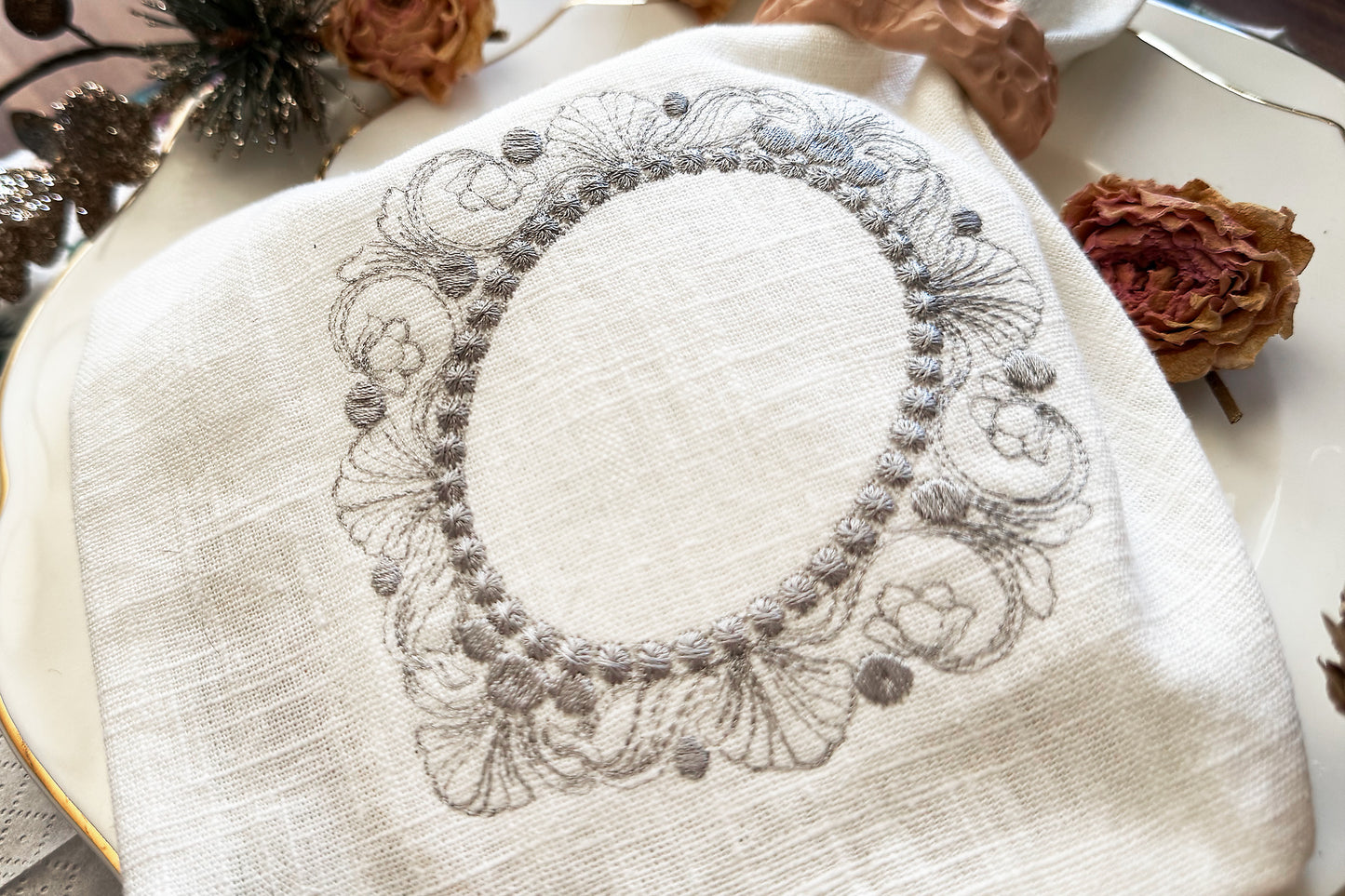 vintage monogram frame machine embroidery design for instant download