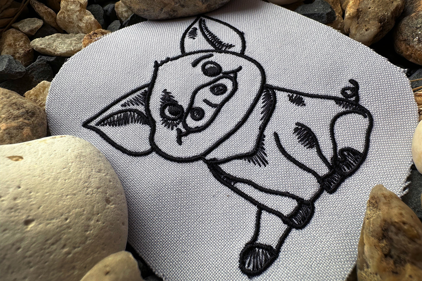 Happy mini pig machine embroidery design