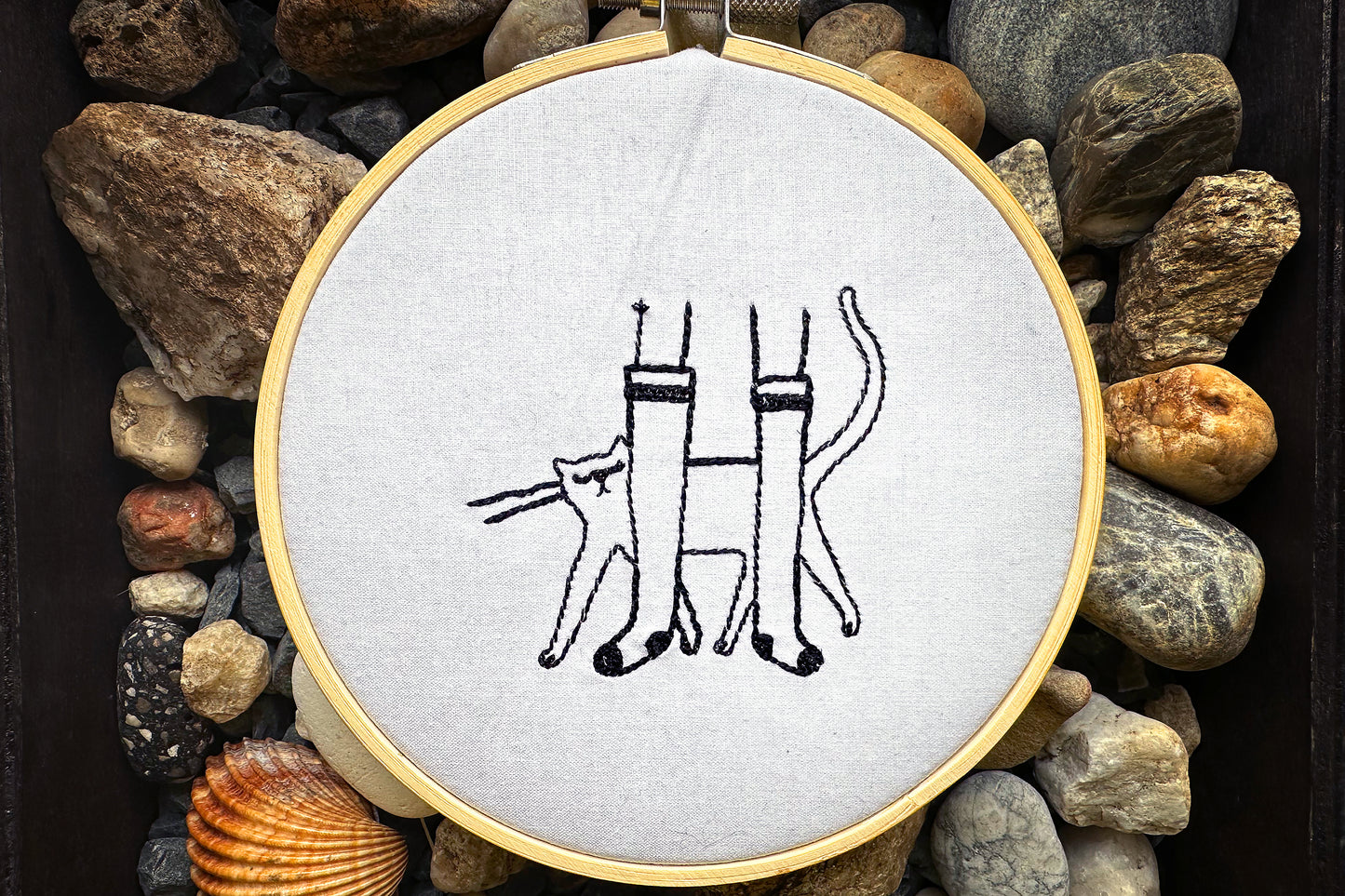 Sweet cat machine embroidery design