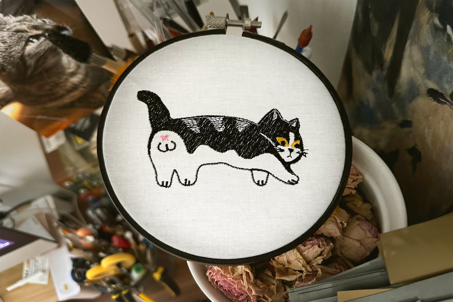 Fat cat machine embroidery design