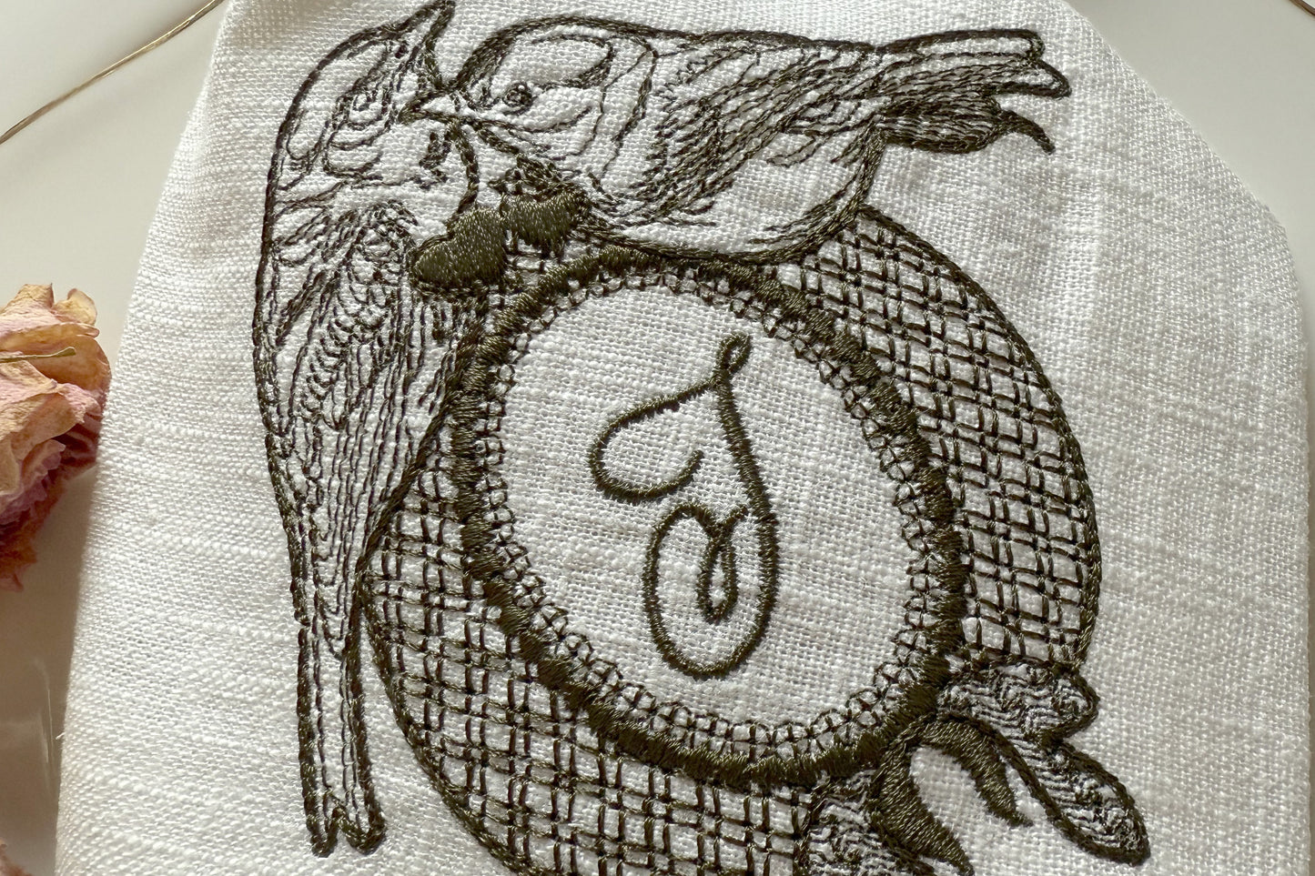Romantic oval frame design for personalized linens