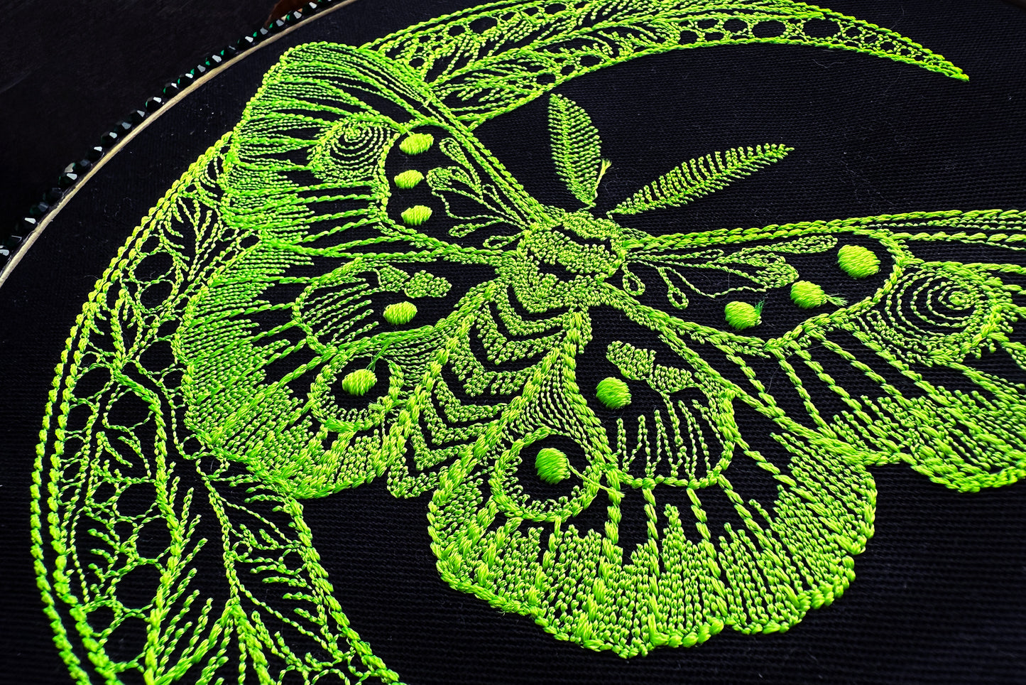 Moth and Moon Embroidery Design – Gothic One-Line Machine Stitch for Decor or Clothing