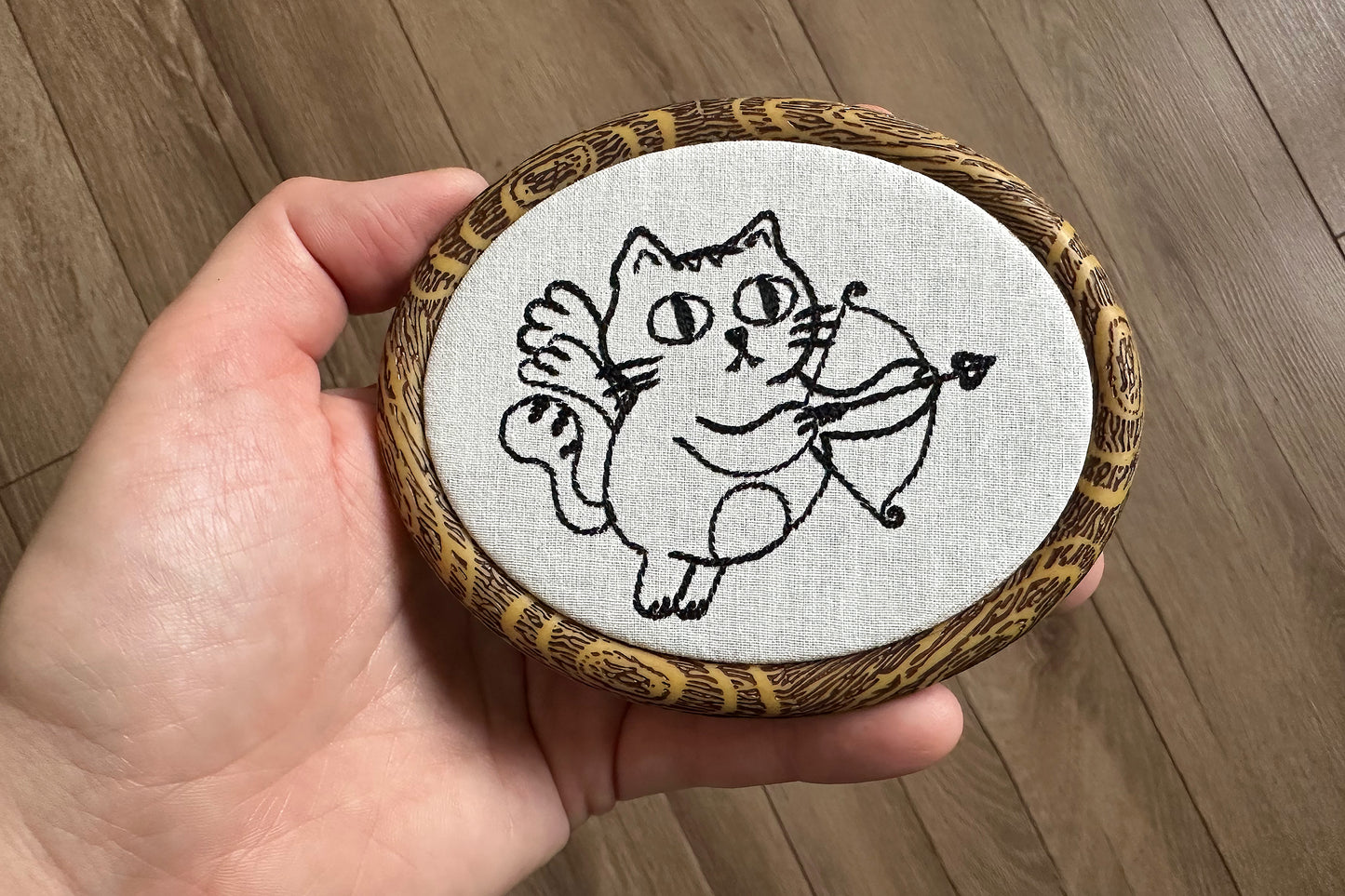 Cupid cat machine embroidery design