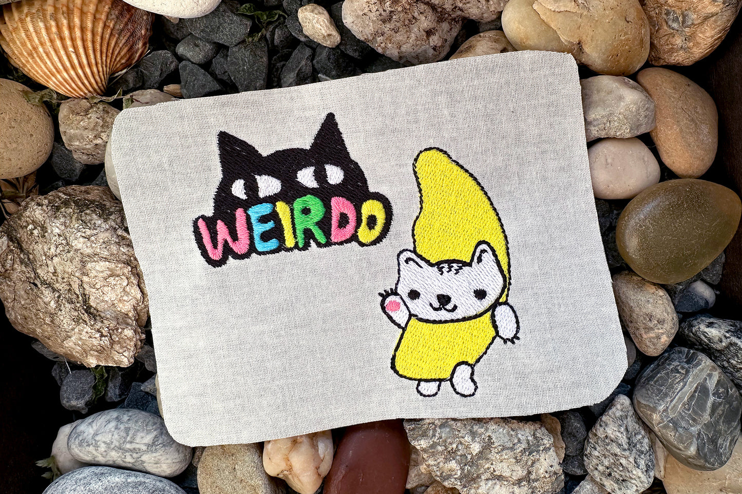 Weirdo cats machine embroidery design
