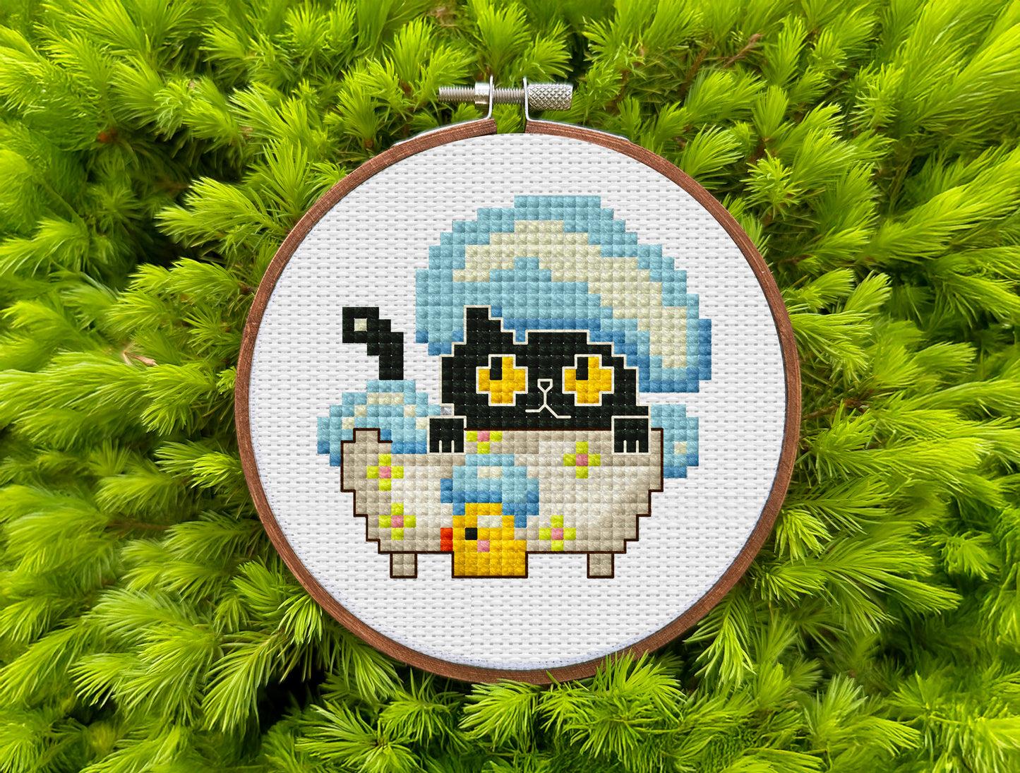 Black Cat in Bathtub Cross-Stitch Pattern – Cute Pixel Art with Bubbles and Duck