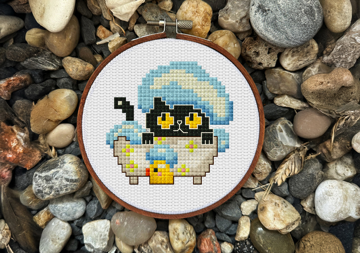 Black Cat in Bathtub Cross-Stitch Pattern – Cute Pixel Art with Bubbles and Duck